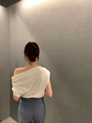 French Style One-Shoulder Slimming Top